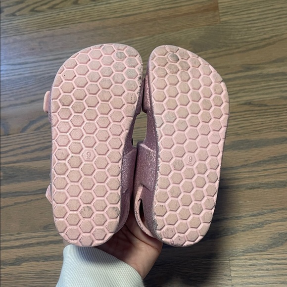 Cat & Jack Unicorn Sandals - glitter Pink sandals - Picture 11 of 11